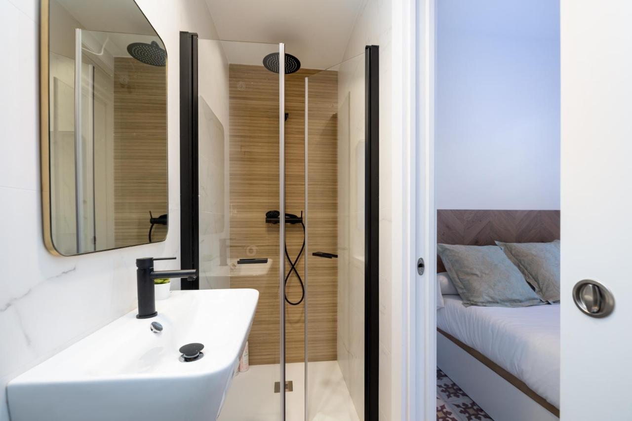 Luxury Gran Via Apartments Granada Bagian luar foto