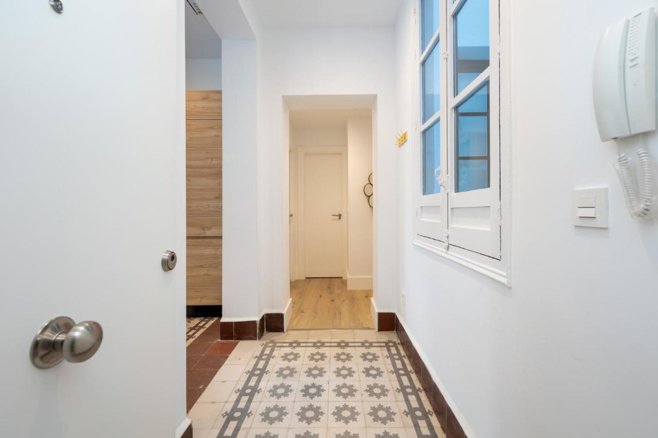 Luxury Gran Via Apartments Granada Bagian luar foto